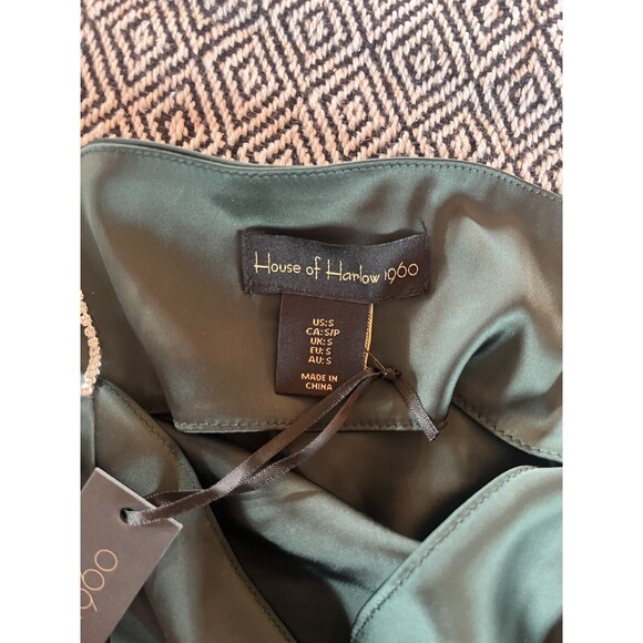 NEW! NWT HOUSE OF HARLOW Silky Cami Top Rhinestone Straps Emerald Green Size S - Picture 7 of 11